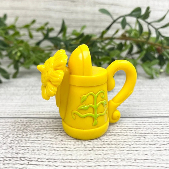 VNT Miniature Watering Can 1999 Marvel Ent. Inc. Toy Accessory - Picture 2 of 6